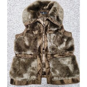 RLZ Brown Faux Fur Vest Size Medium Eye & Hook Closure